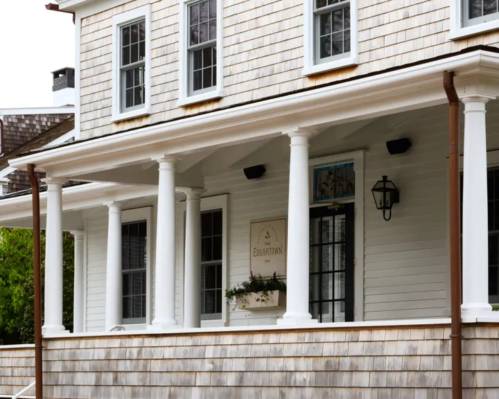 The front porch of the Edgartown Inn
