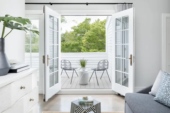 The Richard signature suite featuring a private grand deck