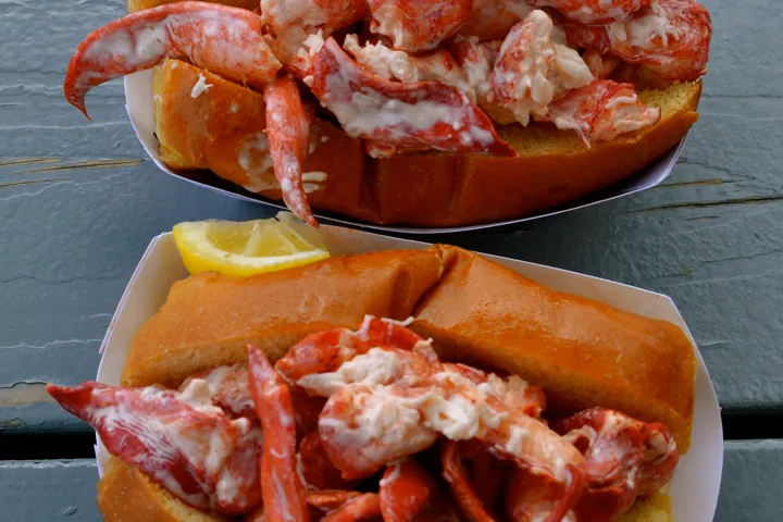 Best Lobster Rolls in Edgartown